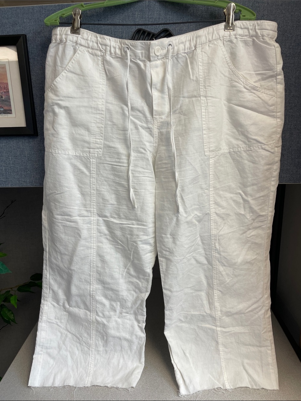 New York & Company White Linen-Blend Drawstring ankle length Chinos